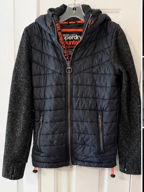 Superdry Quilted Hooded Jacket in Black with Heathered Sleeves